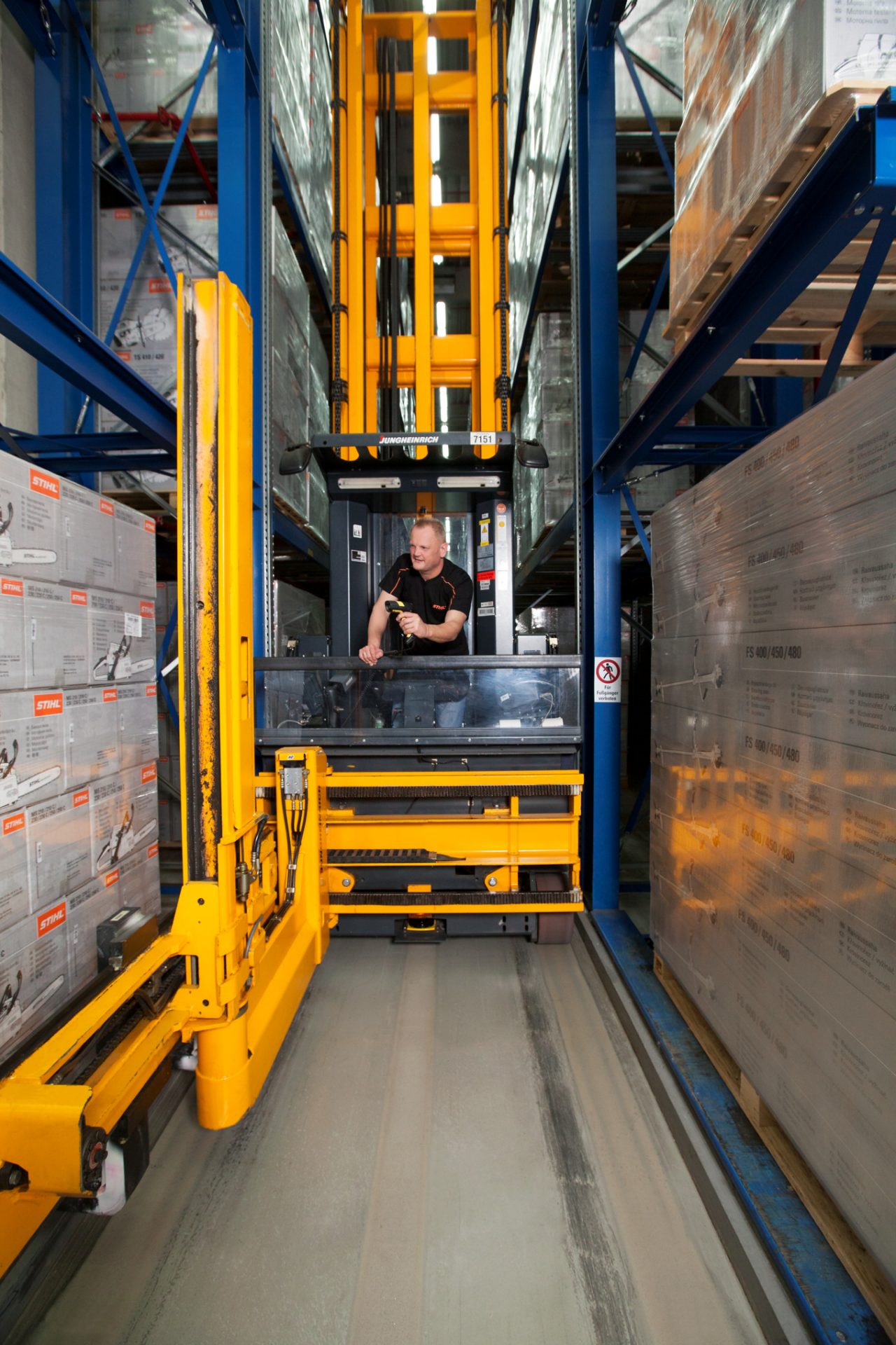 STIHL Schweiz Шверпункте